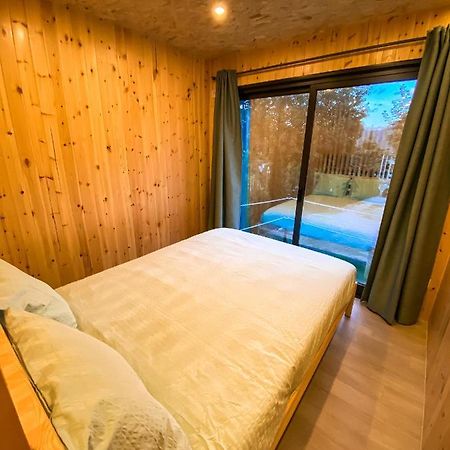 Bungalow Pichoses Geres Camping Rio Caldo Eksteriør bilde