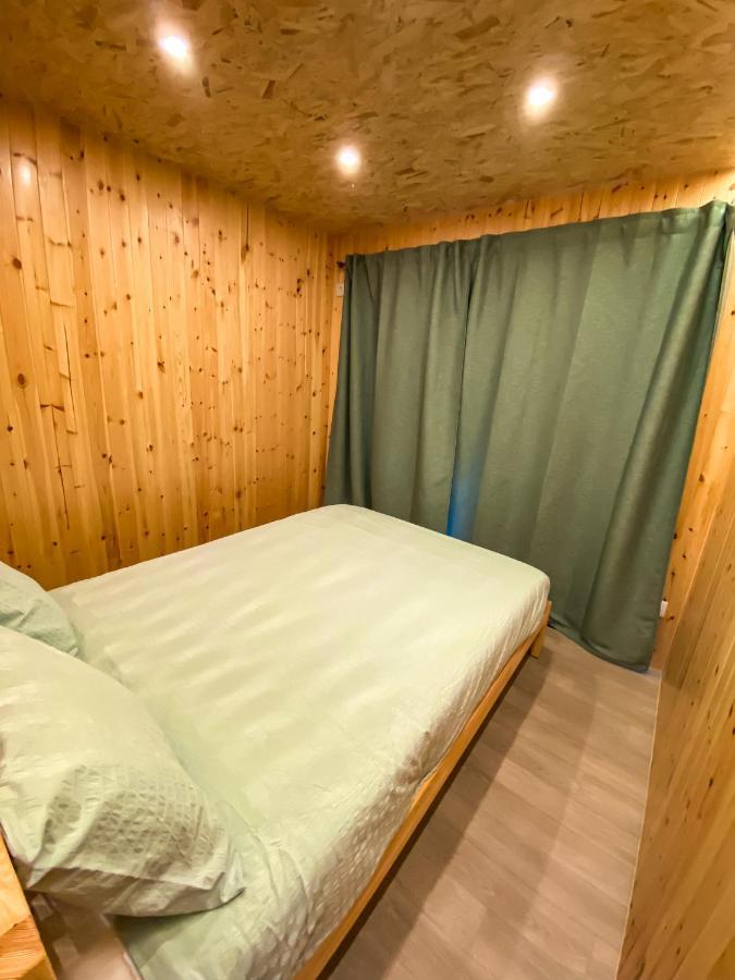 Bungalow Pichoses Geres Camping Rio Caldo Eksteriør bilde